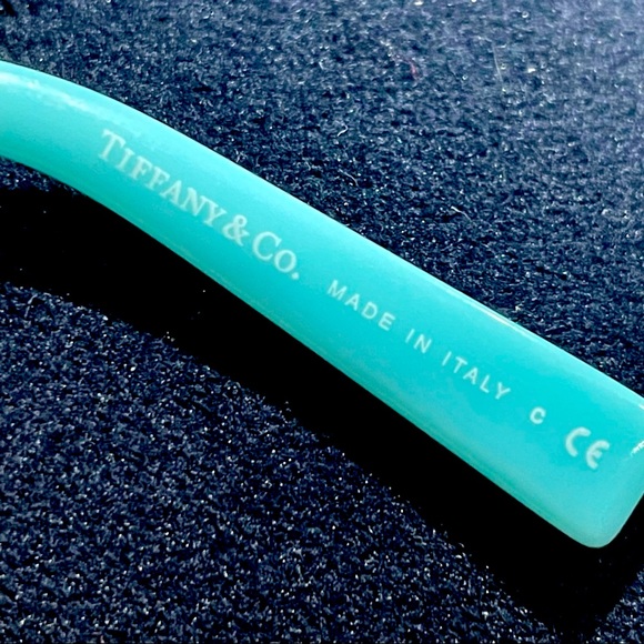 ❌SOLD❌ New TIFFANY & CO Diamond Point Sunglasses - Picture 9 of 10